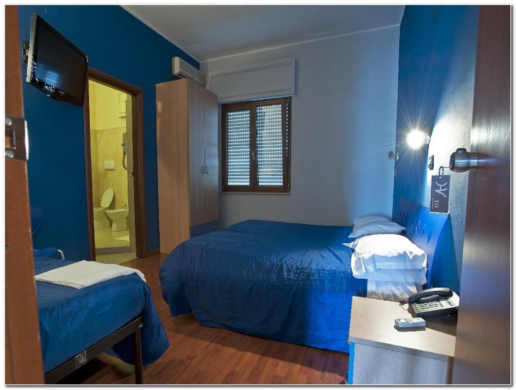 Hotel Veronese Cerignola Dış mekan fotoğraf