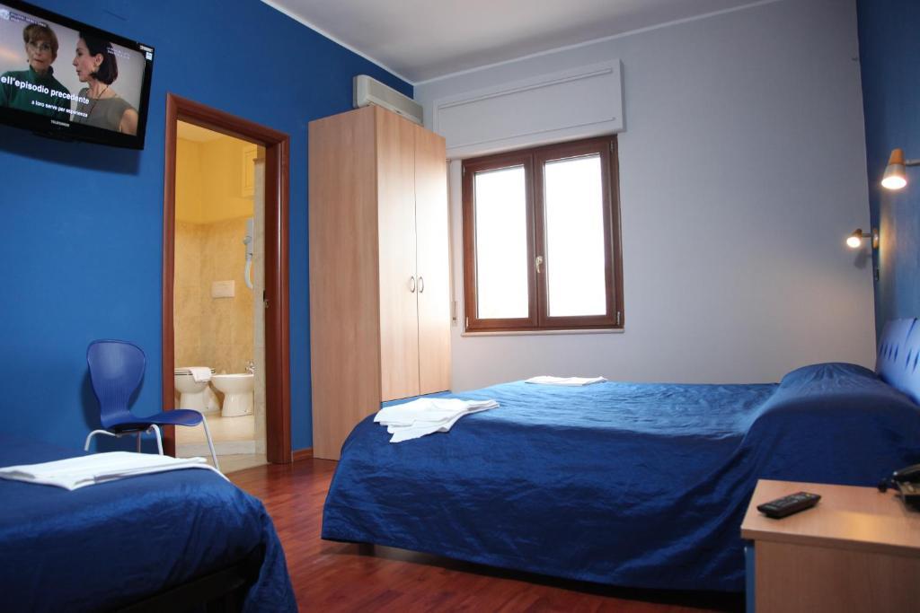 Hotel Veronese Cerignola Oda fotoğraf